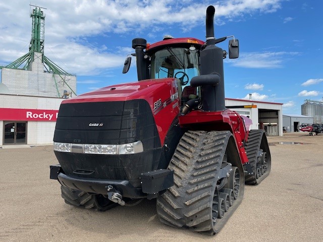 2022 Case 580Q Tractor Rubber Track