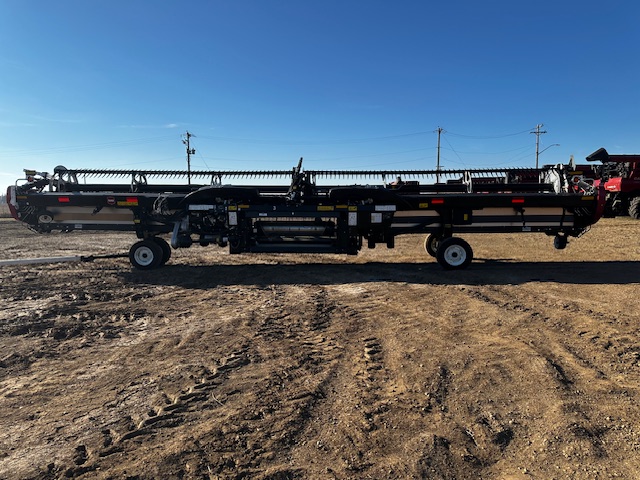 2024 MacDon FD240 Header Combine