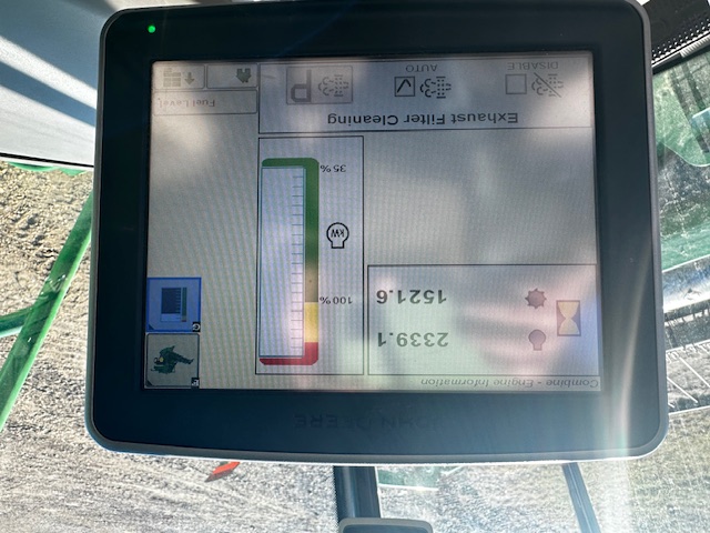 2012 John Deere S690 Combine