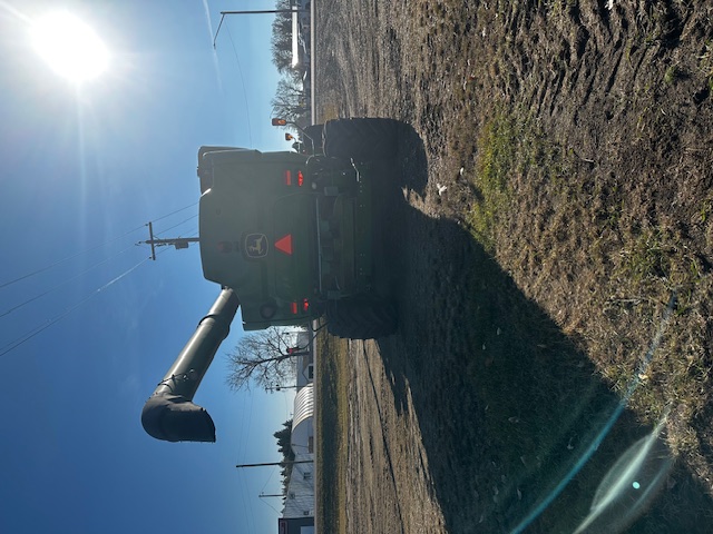 2012 John Deere S690 Combine