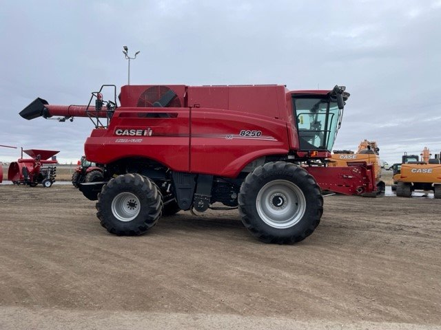 2021 Case 8250 Combine