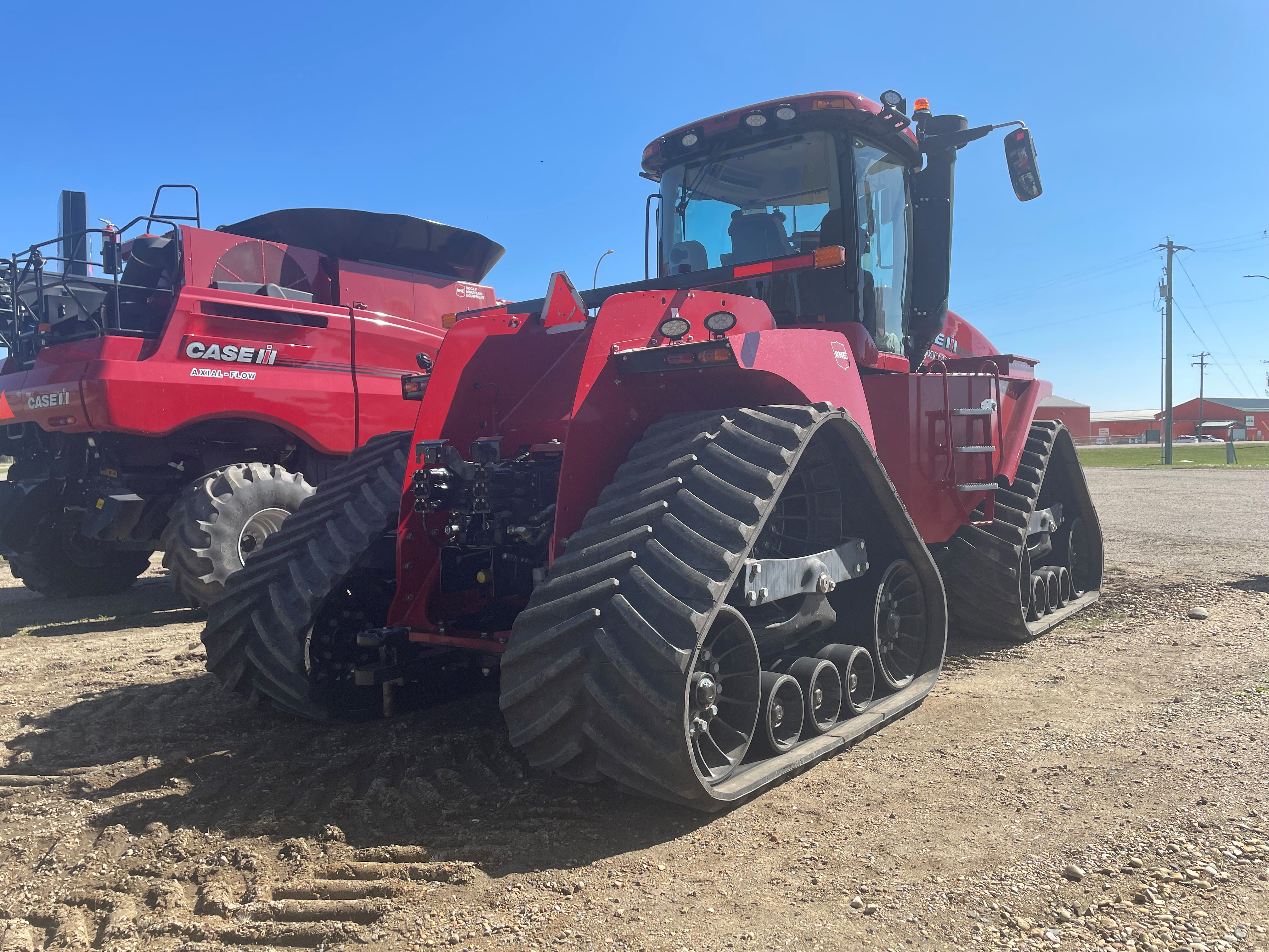 2023 Case 620Q Tractor Rubber Track