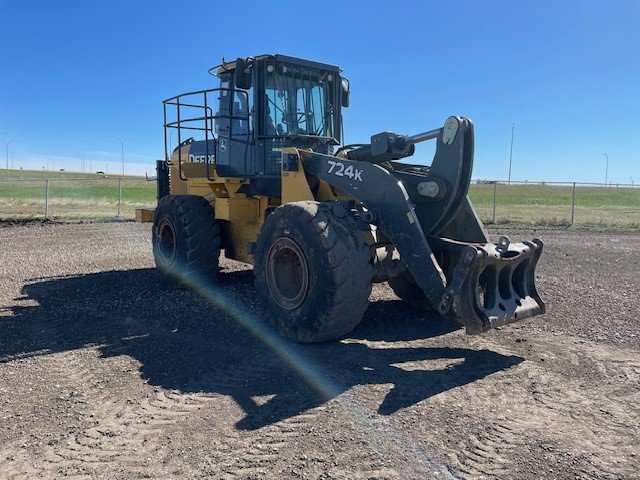 2015 John Deere 724K Wheel Loader