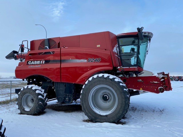 2017 Case 8240 Combine