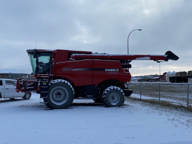 2017 Case 8240 Combine