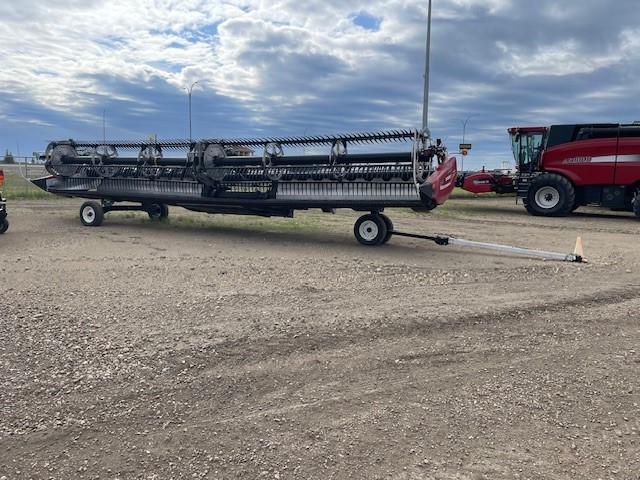 2023 MacDon FD235 Header Combine