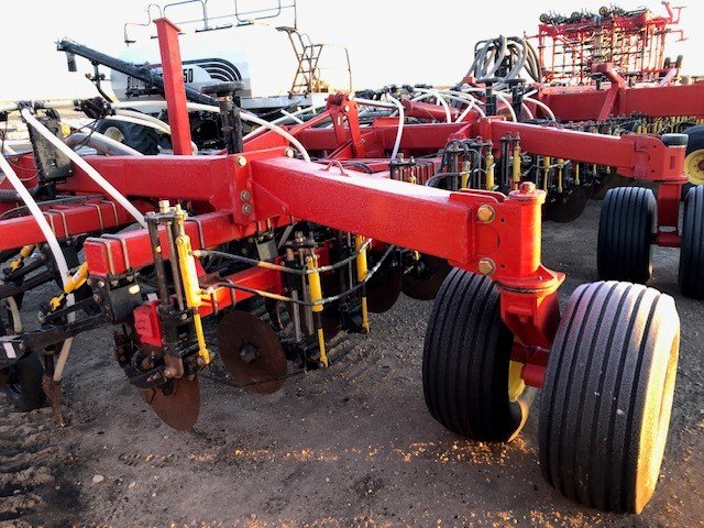 2011 Bourgault 3310-65 Seeding Tool