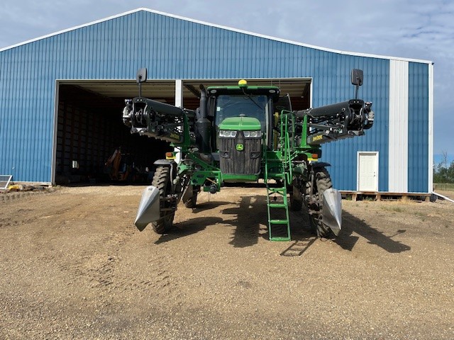 2019 John Deere R4044-132 Sprayer/High Clearance