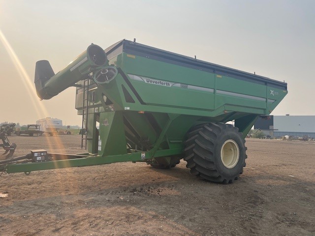 2014 Unverferth 1315 Grain Cart