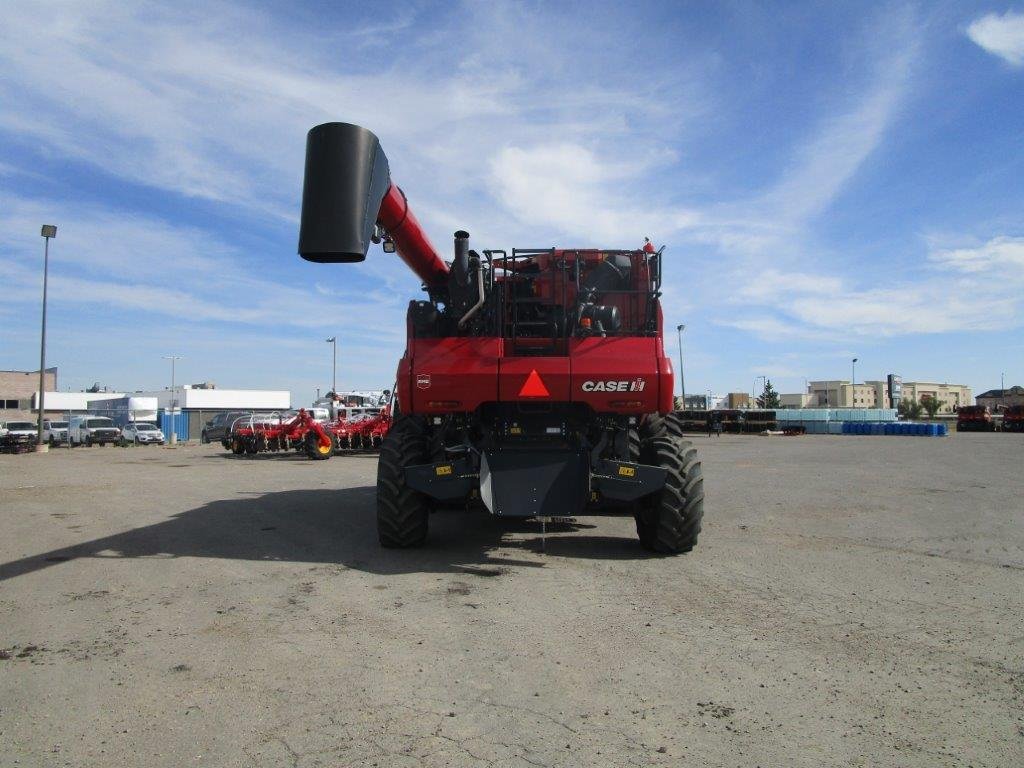 2022 Case 8250 Combine