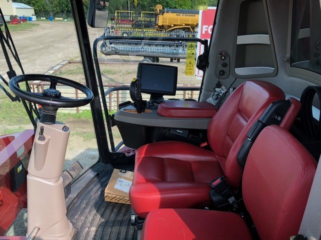 2016 Case 8240 Combine