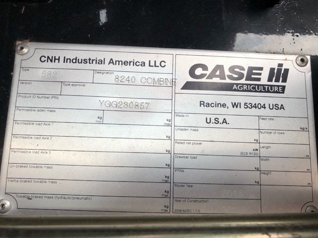 2016 Case 8240 Combine