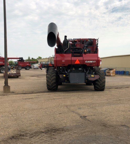 2016 Case 8240 Combine