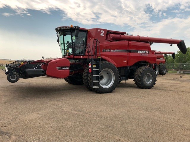 2016 Case 8240 Combine