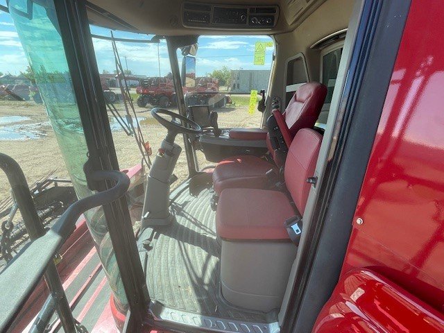 2022 Case 8250 Combine