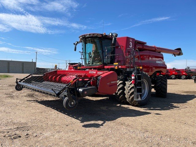 2022 Case 8250 Combine