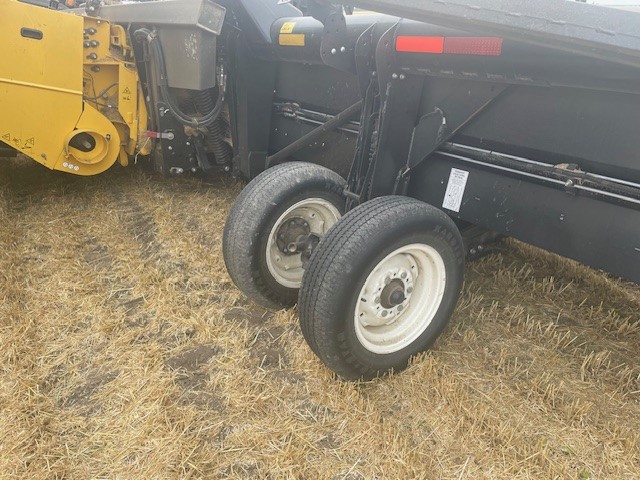 2020 MacDon FD135 Header Combine