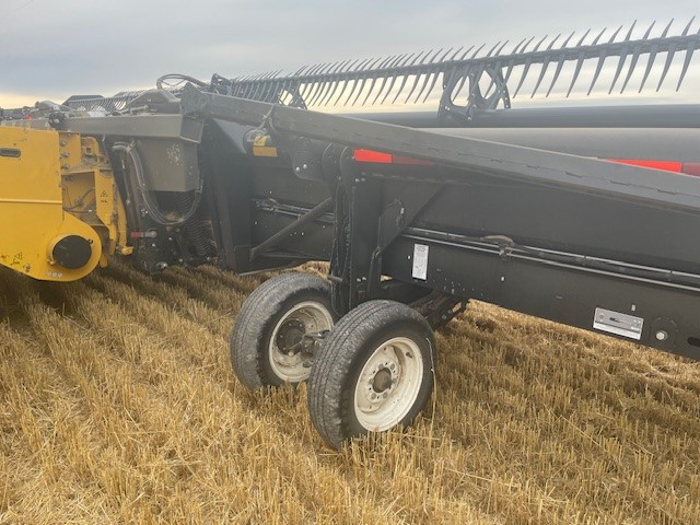 2020 MacDon FD135 Header Combine