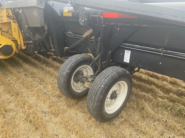 2020 MacDon FD135 Header Combine