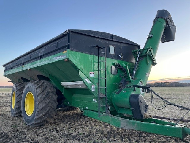 2012 Brent 2096 Grain Cart