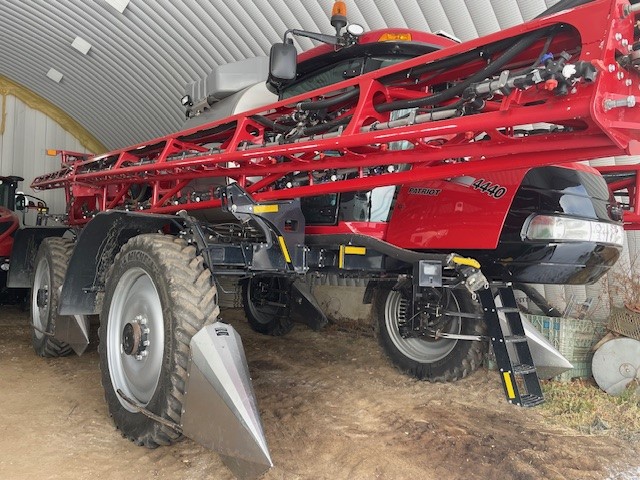 2022 Case 4440-135 Sprayer/High Clearance