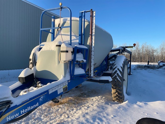 2012 New Holland S1070 Sprayer