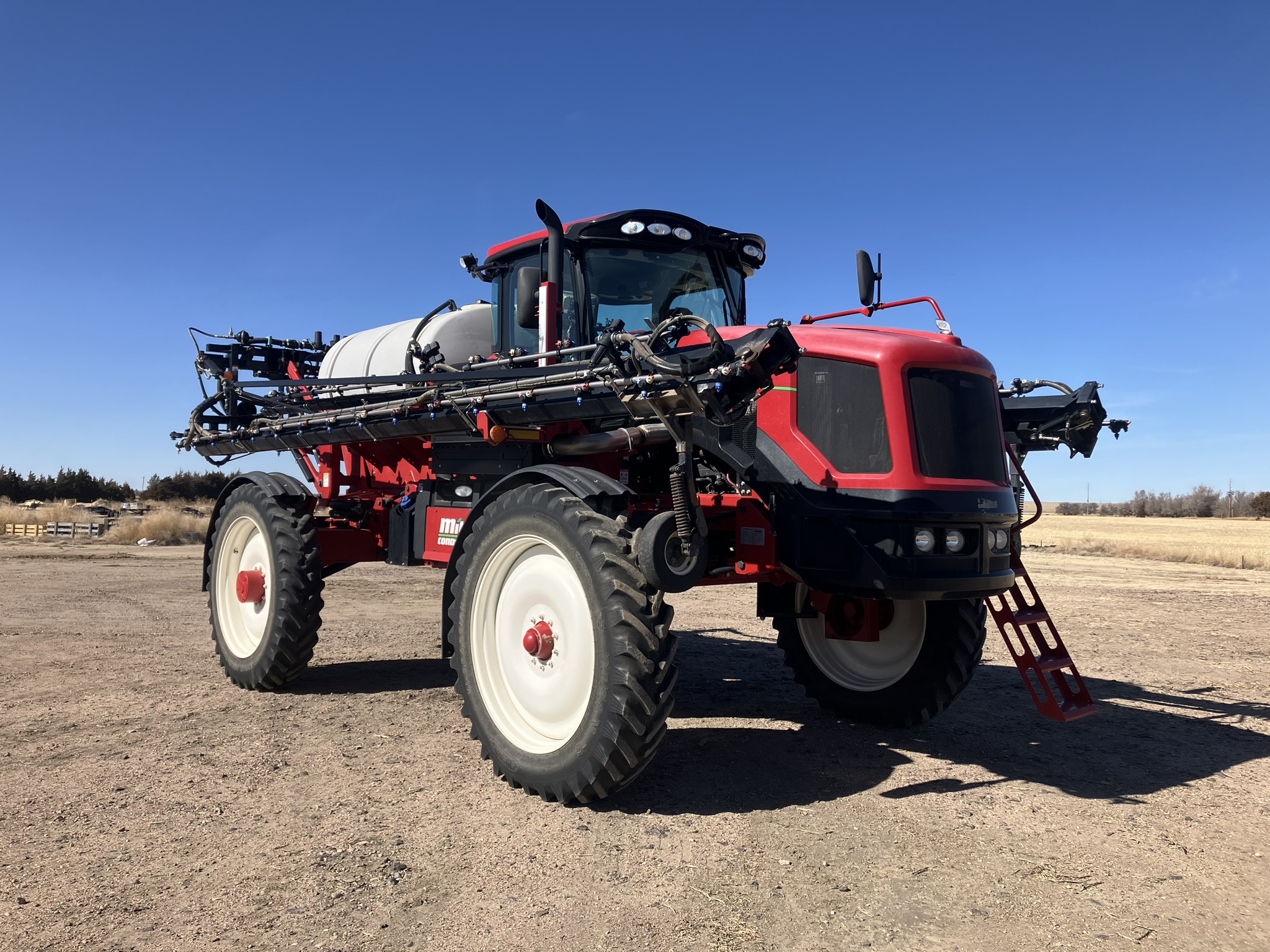 2018 Miller CONDOR GC260 Sprayer/High Clearance