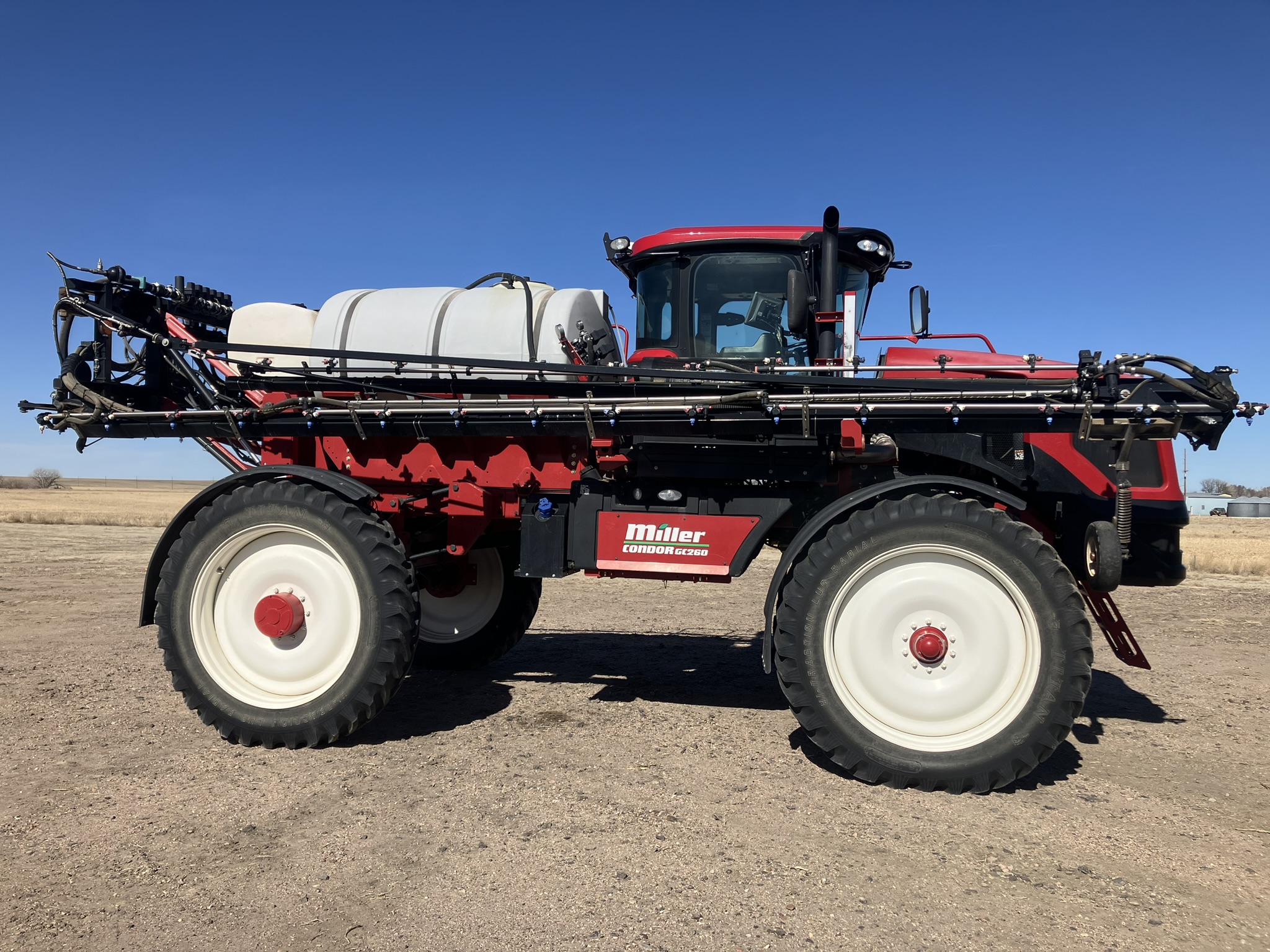 2018 Miller CONDOR GC260 Sprayer/High Clearance