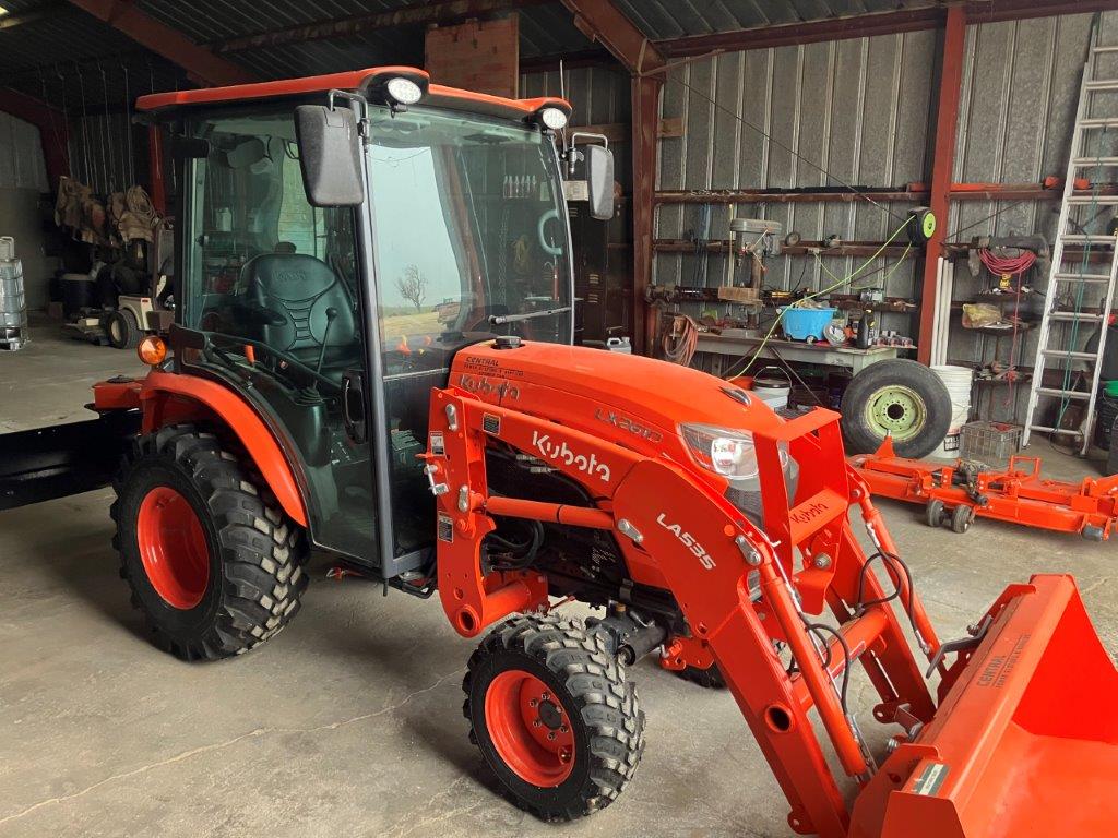 2022 Kubota LX2610 Tractor