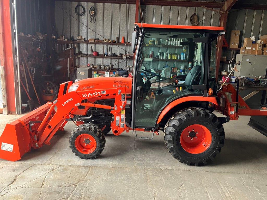 2022 Kubota LX2610 Tractor