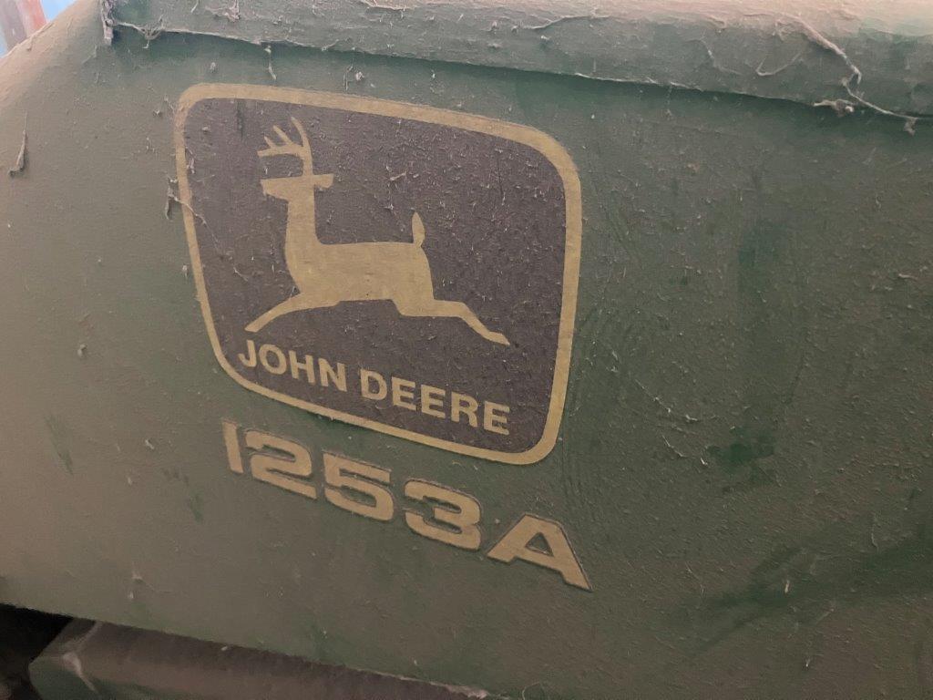 John Deere 1253A Header Corn Head