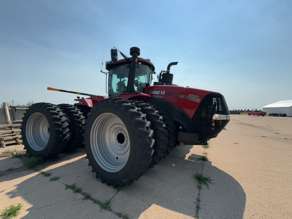 2023 Case IH STG370 Tractor