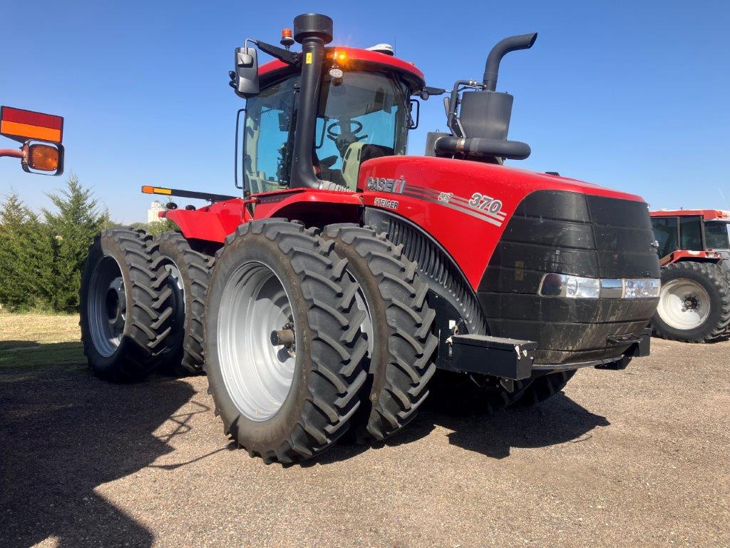 2023 Case IH STG370 Tractor