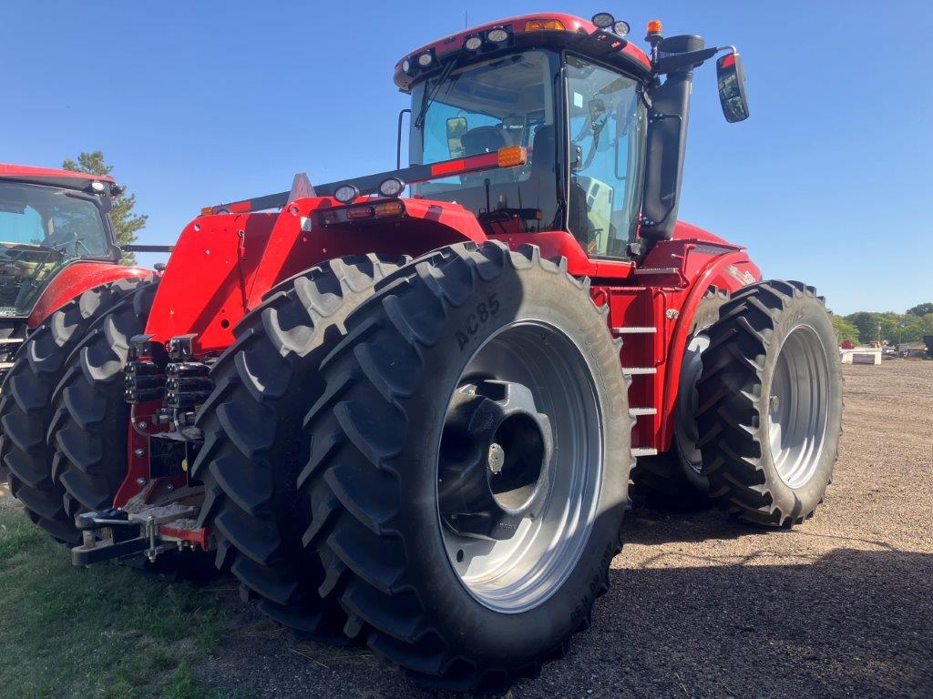 2023 Case IH STG370 Tractor