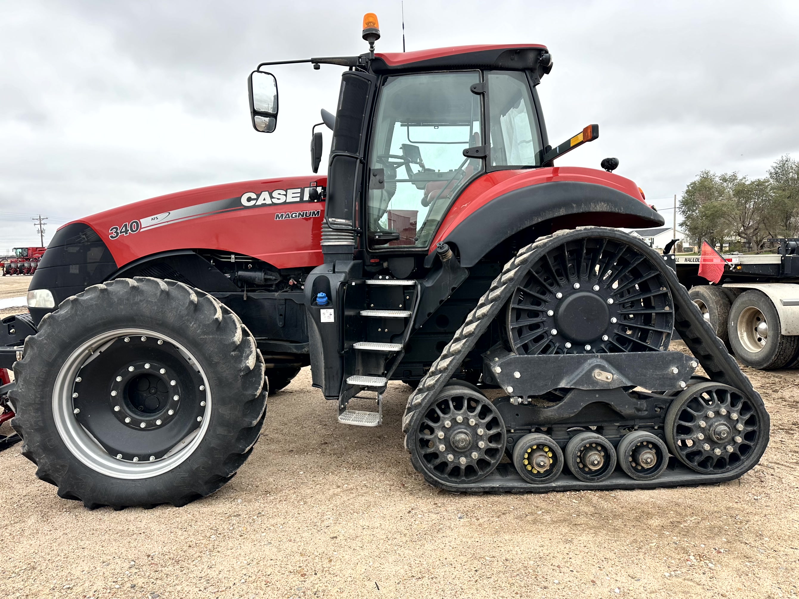 2019 Case IH MAGNUM340 Tractor