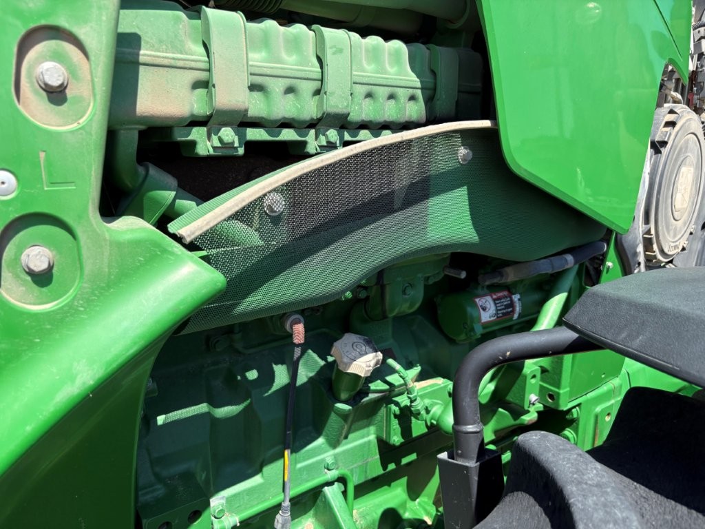 2018 John Deere 8320R Tractor