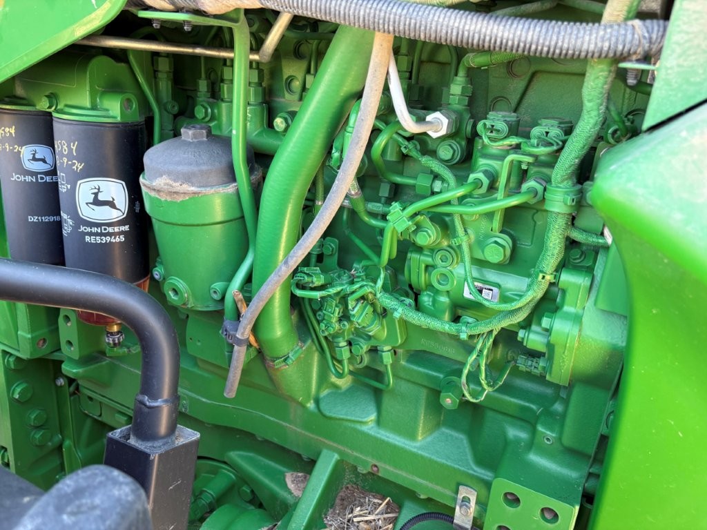 2018 John Deere 8320R Tractor
