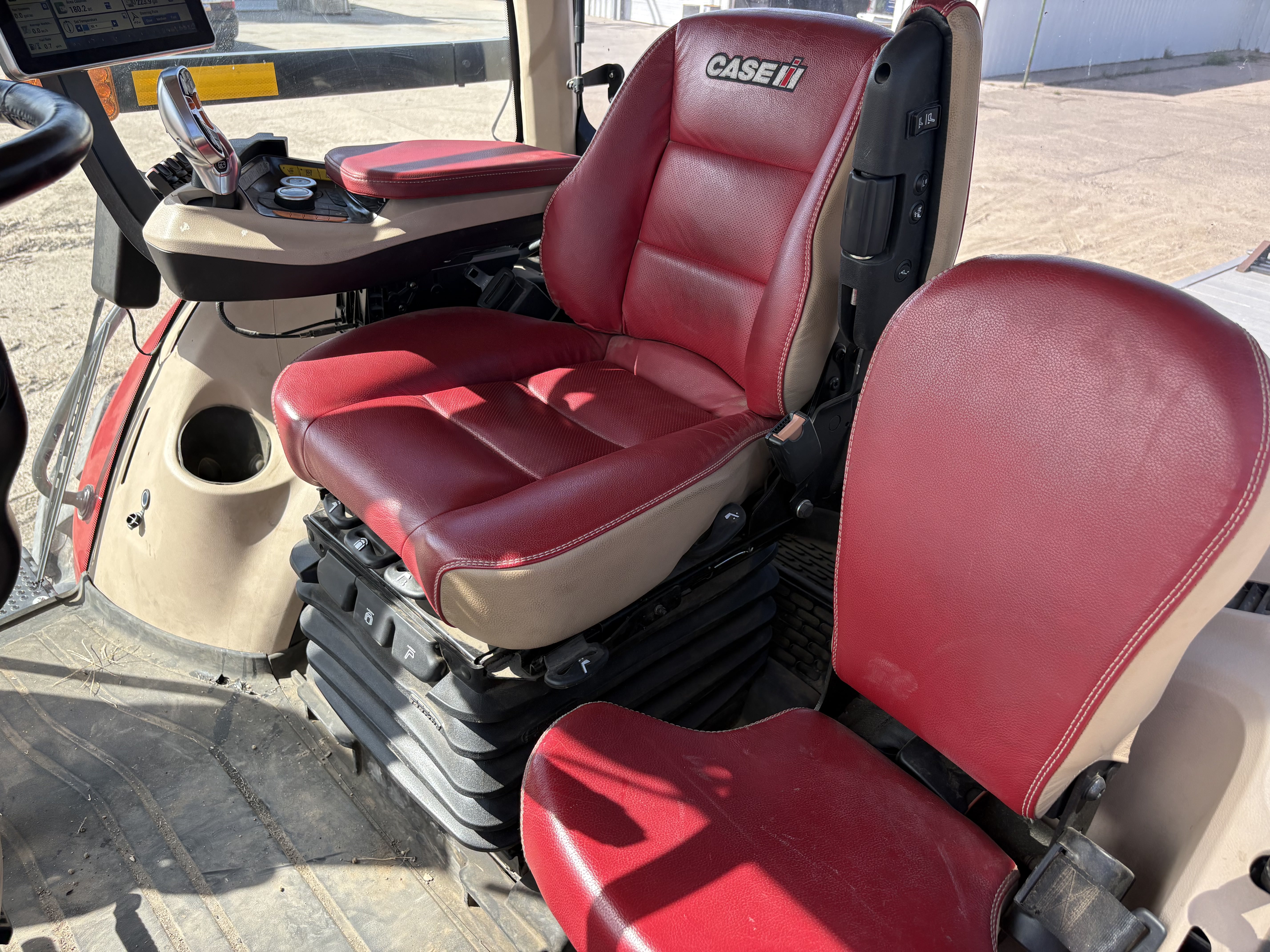 2023 Case IH MAGNUM340 Tractor