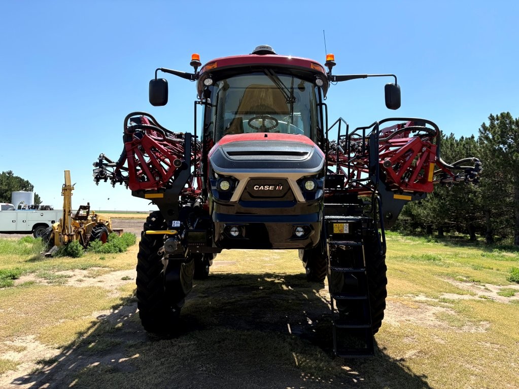 2024 Case IH PATRIOT 4350 Sprayer/High Clearance