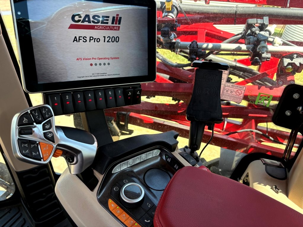 2024 Case IH PATRIOT 4350 Sprayer/High Clearance