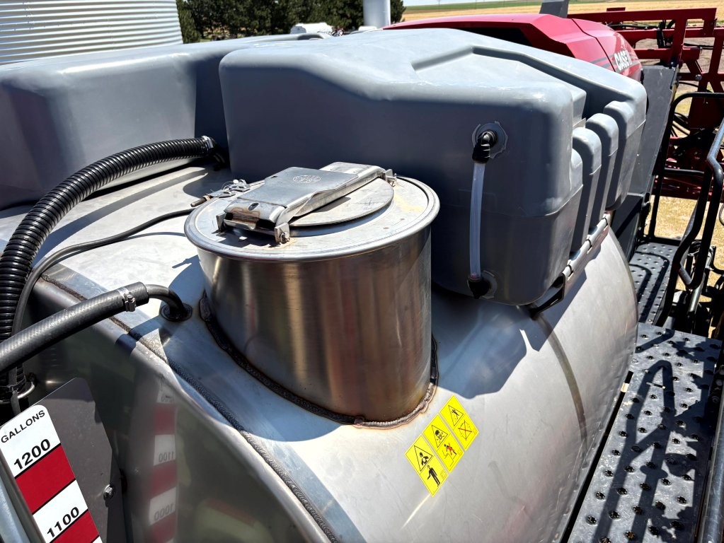 2024 Case IH PATRIOT 4350 Sprayer/High Clearance