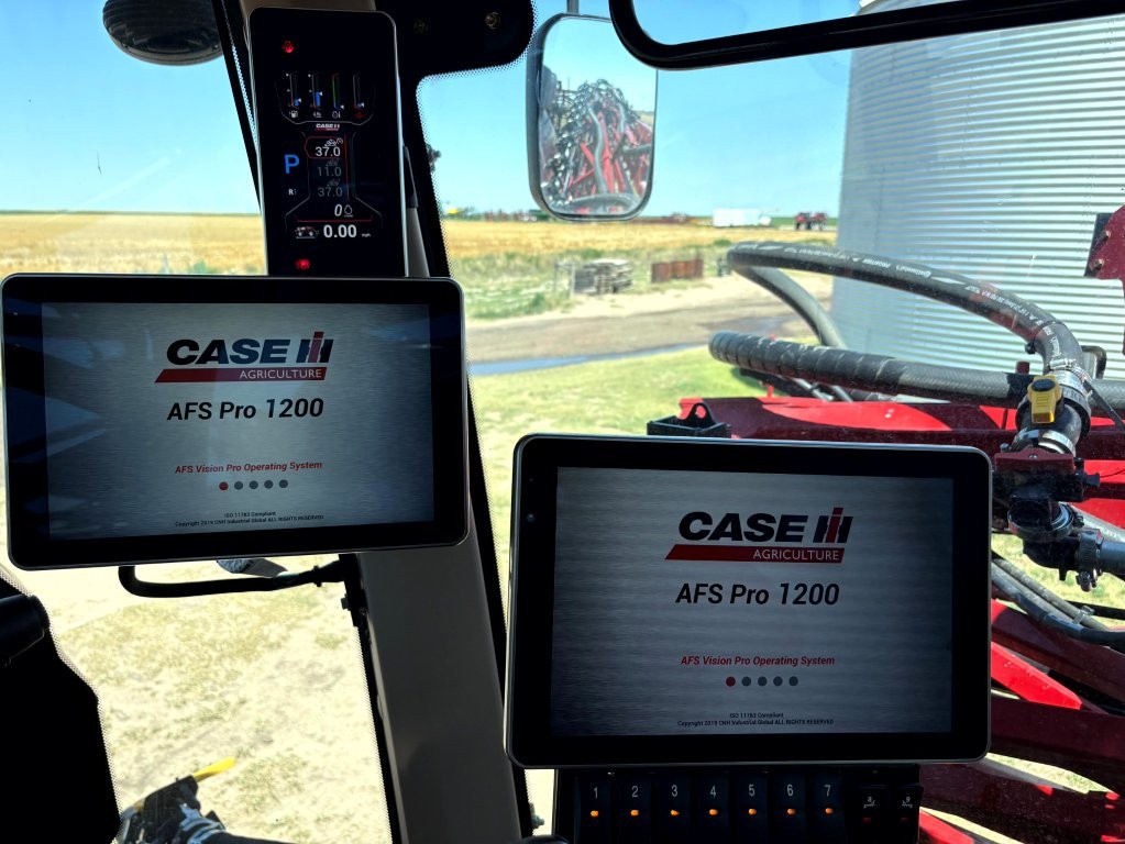 2024 Case IH PATRIOT 4350 Sprayer/High Clearance