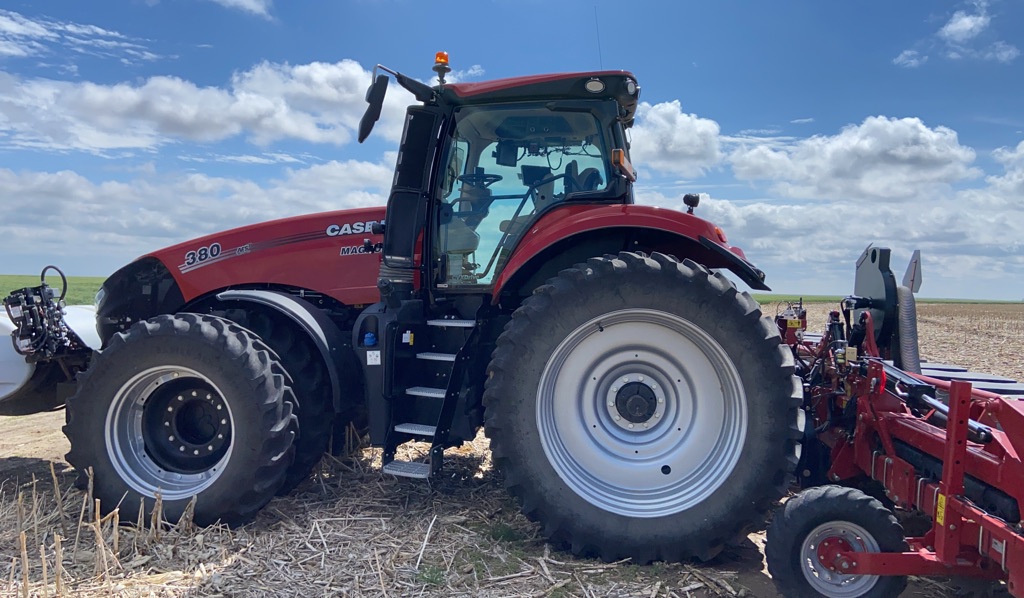 2022 Case IH MAGNUM380 Tractor