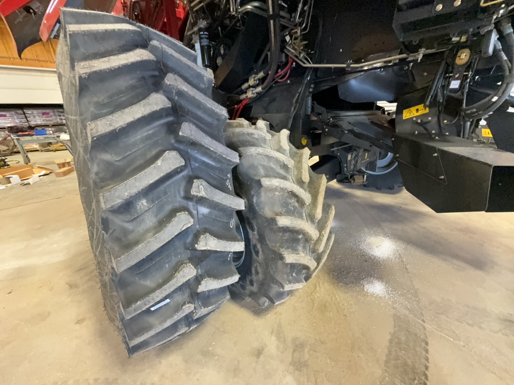 2024 Case IH AF7250 Combine