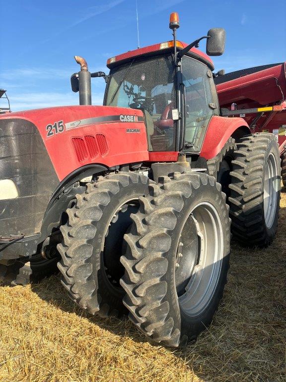 2010 Case IH MAGNUM215 Tractor