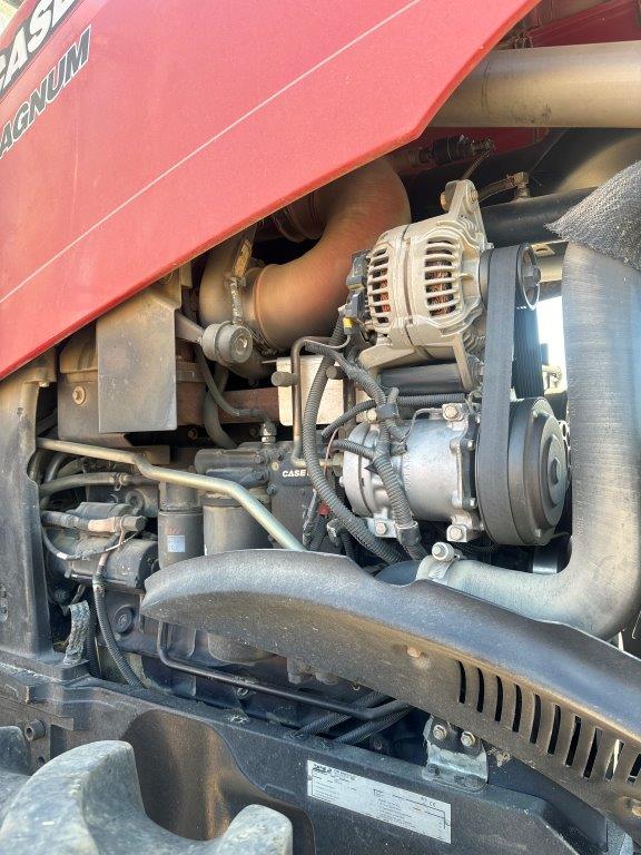 2010 Case IH MAGNUM215 Tractor