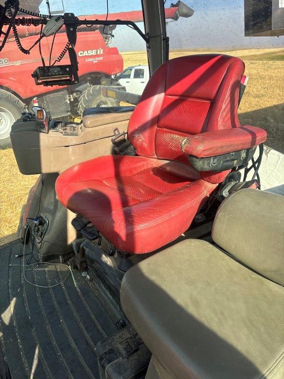 2010 Case IH MAGNUM215 Tractor