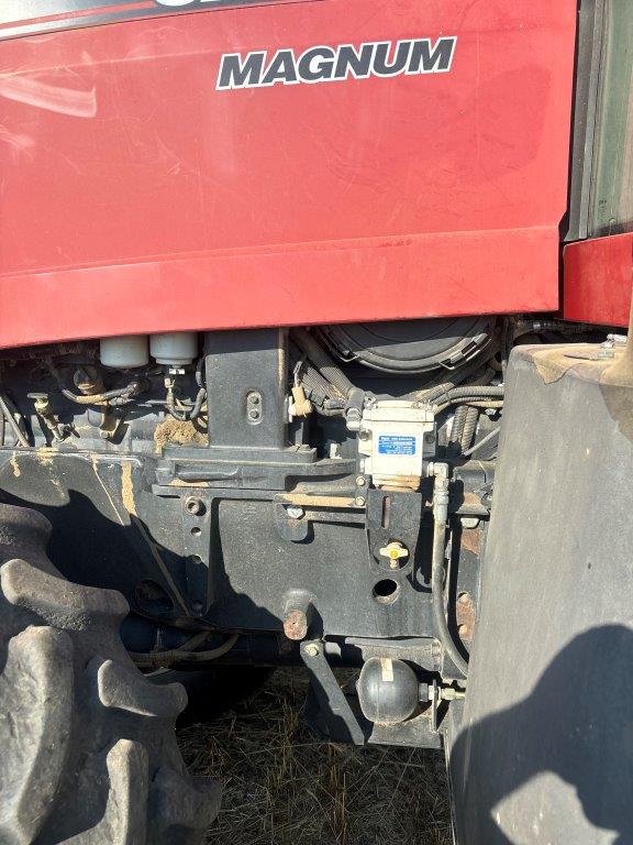 2010 Case IH MAGNUM215 Tractor