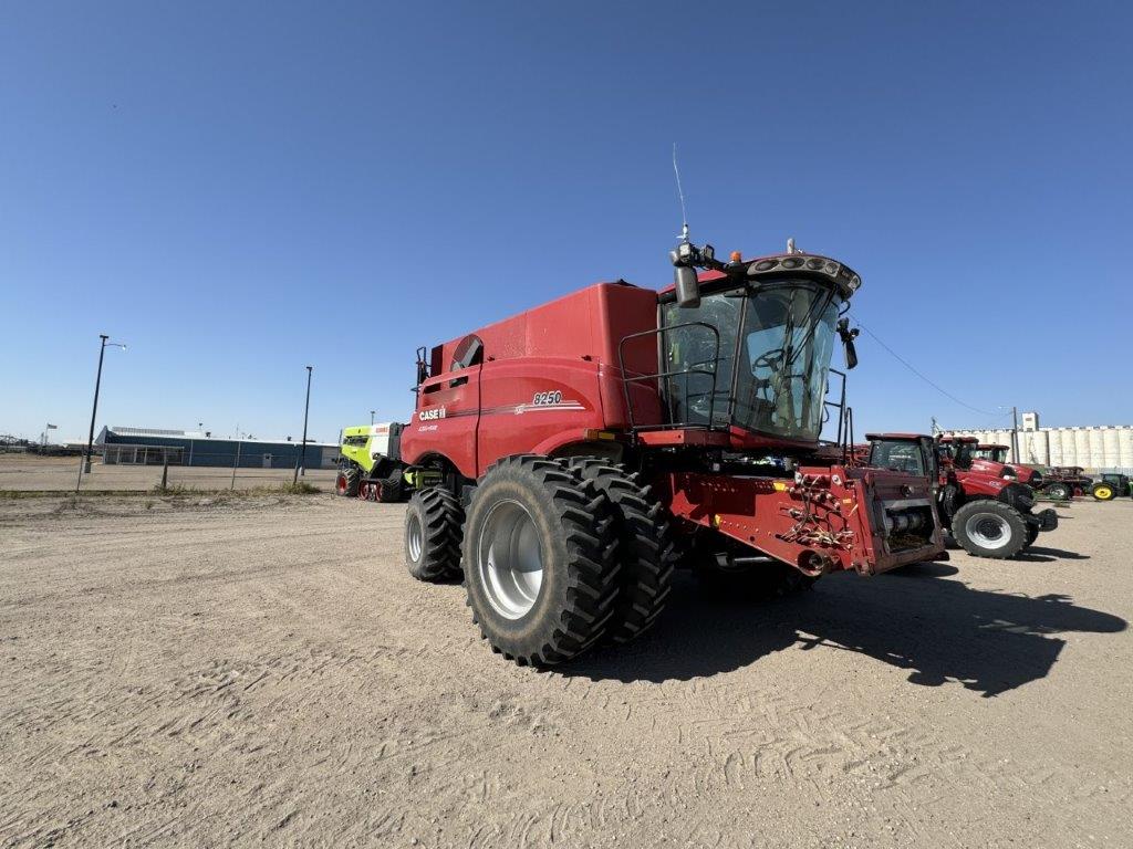 2020 Case IH AF8250 Combine