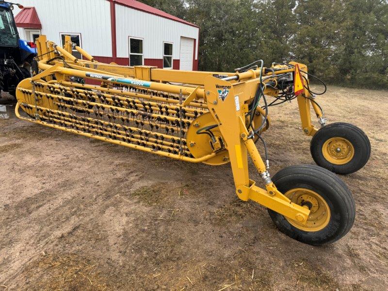 2006 Vermeer R2800 Rake/Hay